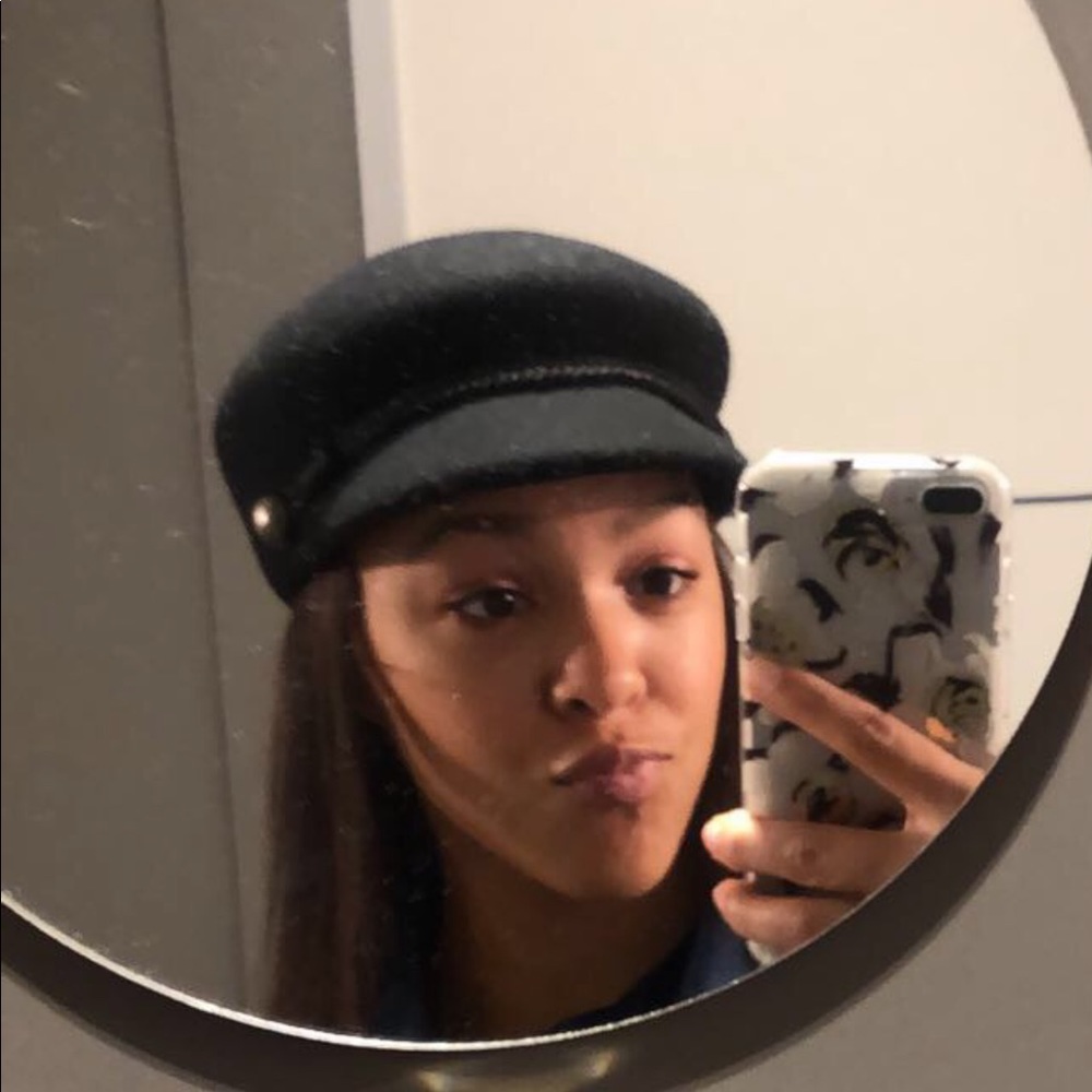 Meet your Posher, Sofia